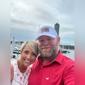 Meet your Posher, Leslie